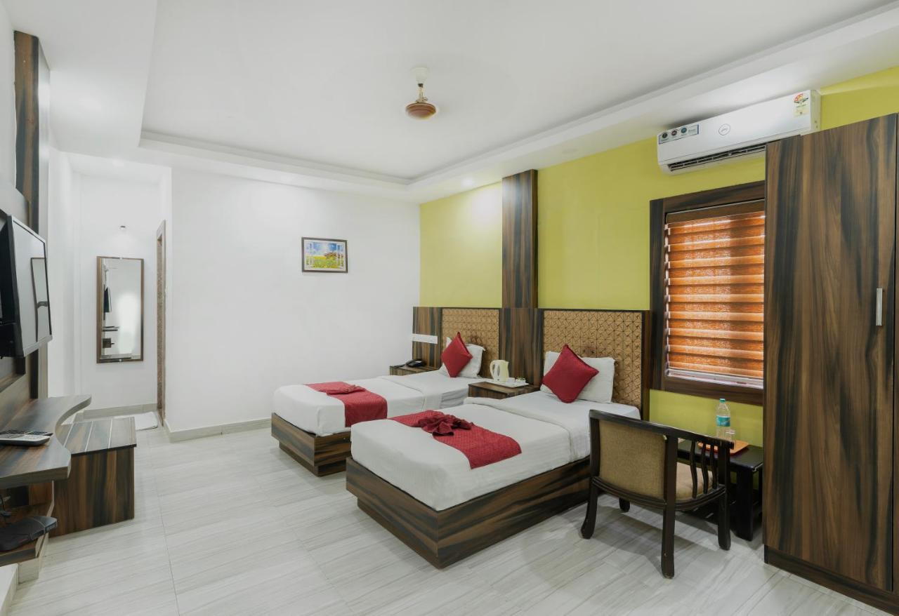 Hotel Kochi Crown Exterior foto