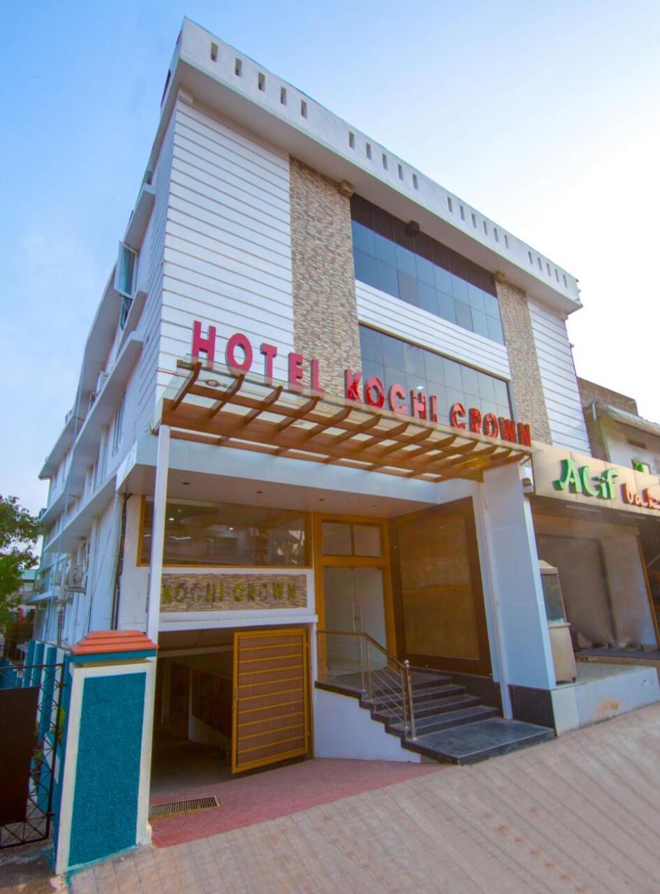 Hotel Kochi Crown Exterior foto